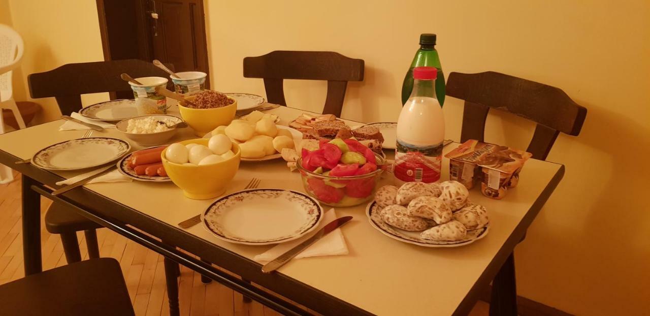 Guest House Likani 2017 Borjomi ภายนอก รูปภาพ